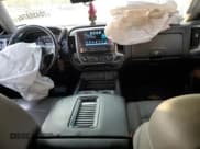 ✅ 2018 Chevrolet Silverado 1500 LTZ • VIN: 3GCUKSEC6JG551749 • Лот: 70435974. Опубликован ранее на Copart с пробегом 151 536 миль. Бесплатный доступ к архиву аукционных продаж из США и подробный отчёт об истории автомобиля на DreamBid. Изображение 8.