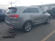 ✅ 2017 Kia Sorento SX • VIN: 5XYPKDA59HG304752 • Lot: 40931971. Listed on IAAI with 143,211 mi. Free auction sales archive from the USA and detailed vehicle history report at DreamBid. Image 4.