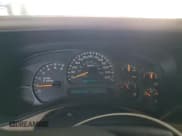 ✅ 2003 Chevrolet Suburban LT • VIN: 3GNEC16Z03G292961 • Лот: 42438505. Опубликован ранее на Copart с пробегом 173 301 миль. Бесплатный доступ к архиву аукционных продаж из США и подробный отчёт об истории автомобиля на DreamBid. Изображение 9.