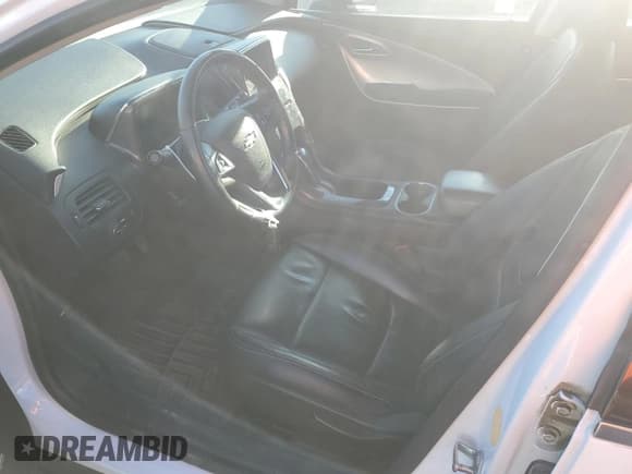 ✅ 2015 Chevrolet Volt • VIN: 1G1RB6E41FU125132 • Lot: 80890054. Wystawiony na Copart z przebiegiem 120 531 mil. Bezpłatny archiwum sprzedaży aukcyjnych z USA i szczegółowy raport historii pojazdu na DreamBid. Zdjęcie 7.