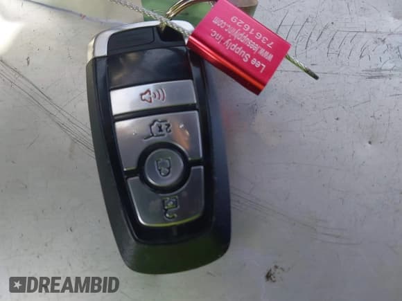 ✅ 2023 Ford Mustang Mach-E Premium • VIN: 3FMTK3SU1PMA83787 • Лот: 43855839. Опубликован ранее на IAAI с пробегом 27 931 миль. Бесплатный доступ к архиву аукционных продаж из США и подробный отчёт об истории автомобиля на DreamBid. Изображение 11.