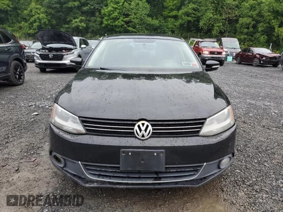 ✅ 2011 Volkswagen Jetta SEL • VIN: 3VWLZ7AJ6BM367114 • Lot: 59821565. Listed on Copart with 344,795 mi. Free auction sales archive from the USA and detailed vehicle history report at DreamBid. Image 5.