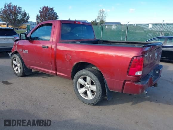 ✅ 2015 Ram 1500 Tradesman • VIN: 3C6JR7AT3FG612300 • Lot: 43568132. Wystawiony na IAAI z przebiegiem 97 436 mil. Bezpłatny archiwum sprzedaży aukcyjnych z USA i szczegółowy raport historii pojazdu na DreamBid. Zdjęcie 3.