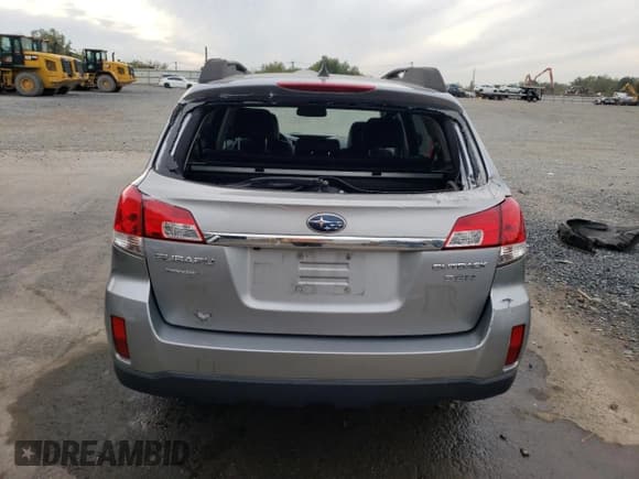 ✅ 2011 Subaru Outback Limited Power Moon • VIN: 4S4BRDLC9B2422251 • Лот: 84393995. Опубликован ранее на Copart с пробегом 116 503 миль. Бесплатный доступ к архиву аукционных продаж из США и подробный отчёт об истории автомобиля на DreamBid. Изображение 6.