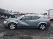 ✅ 2009 Dodge Avenger SE • VIN: 1B3LC46B39N562125 • Lot: 41233245. Wystawiony na IAAI z przebiegiem 72 835 mil. Bezpłatny archiwum sprzedaży aukcyjnych z USA i szczegółowy raport historii pojazdu na DreamBid. Zdjęcie 14.