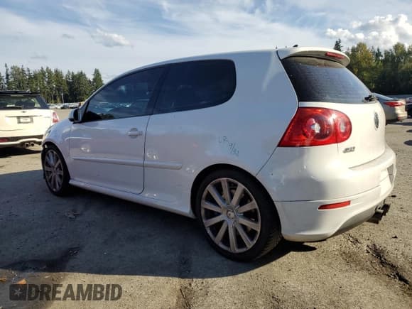 ✅ 2008 Volkswagen R32 • VIN: WVWKC71K98W152506 • Lot: 82190805. Listed on Copart with 168,139 mi. Free auction sales archive from the USA and detailed vehicle history report at DreamBid. Image 2.