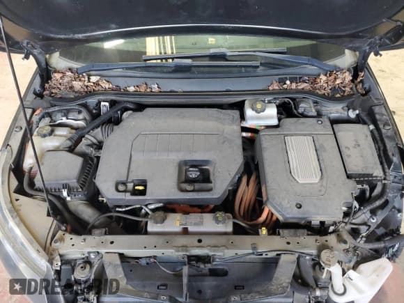 ✅ 2015 Chevrolet Volt • VIN: 1G1RD6E43FU133226 • Lot: 79694364. Wystawiony na Copart z przebiegiem 109 616 mil. Bezpłatny archiwum sprzedaży aukcyjnych z USA i szczegółowy raport historii pojazdu na DreamBid. Zdjęcie 11.