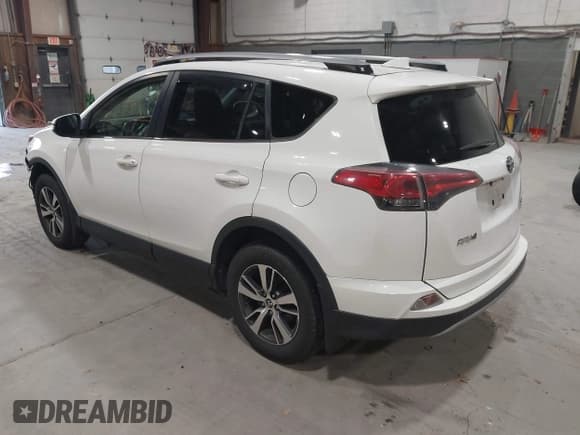✅ 2018 Toyota RAV4 XLE • VIN: JTMRFREV3JJ219691 • Лот: 43612972. Опубликован ранее на IAAI с пробегом 94 682 миль. Бесплатный доступ к архиву аукционных продаж из США и подробный отчёт об истории автомобиля на DreamBid. Изображение 3.