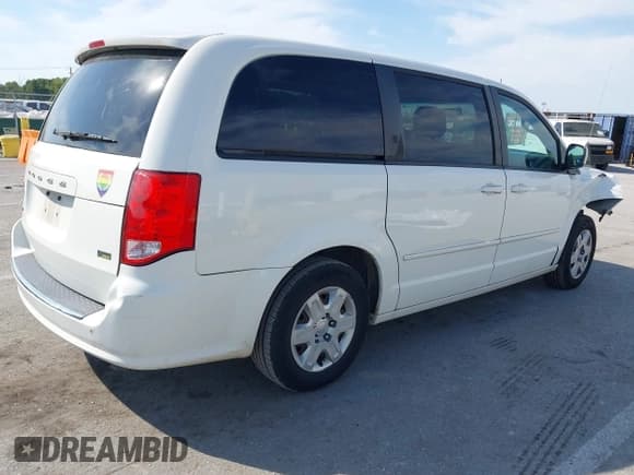 ✅ 2013 Dodge Grand Caravan SXT • VIN: 2C4RDGCG6DR520244 • Lot: 43357565. Wystawiony na IAAI z przebiegiem 184 872 mil. Bezpłatny archiwum sprzedaży aukcyjnych z USA i szczegółowy raport historii pojazdu na DreamBid. Zdjęcie 4.
