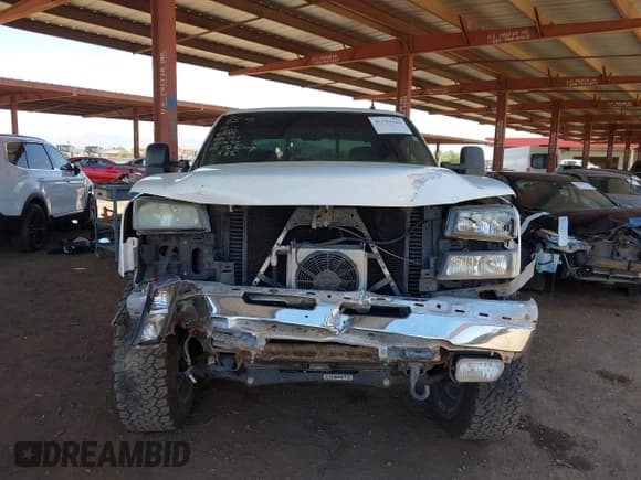 ✅ 2006 Chevrolet Silverado 2500HD LT3 • VIN: 1GCHK23D66F244751 • Лот: 42793163. Опубликован ранее на IAAI с пробегом 135 354 миль. Бесплатный доступ к архиву аукционных продаж из США и подробный отчёт об истории автомобиля на DreamBid. Изображение 13.