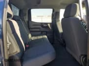 ✅ 2021 Chevrolet Silverado 1500 Custom • VIN: 3GCPYBEK0MG161964 • Lot: 69578144. Wystawiony na Copart z przebiegiem 22 251 mil. Bezpłatny archiwum sprzedaży aukcyjnych z USA i szczegółowy raport historii pojazdu na DreamBid. Zdjęcie 10.