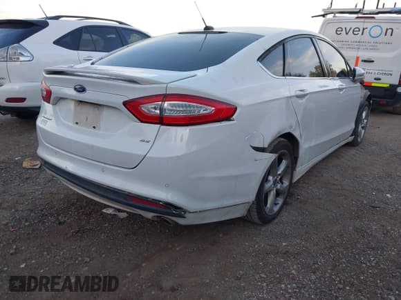 ✅ 2016 Ford Fusion SE • VIN: 3FA6P0H73GR160252 • Lot: 43641370. Listed on IAAI with 188,783 mi. Free auction sales archive from the USA and detailed vehicle history report at DreamBid. Image 4.