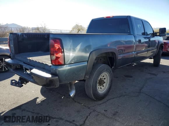 ✅ 2006 Chevrolet Silverado 2500HD LT1 • VIN: 1GCHC23D16F194368 • Лот: 48379025. Опубликован ранее на Copart с пробегом 135 673 миль. Бесплатный доступ к архиву аукционных продаж из США и подробный отчёт об истории автомобиля на DreamBid. Изображение 3.