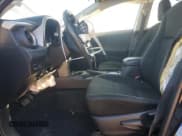 ✅ 2017 Toyota RAV4 LE • VIN: 2T3BFREV6HW641077 • Lot: 89713445. Wystawiony na Copart z przebiegiem Nie podano. Bezpłatny archiwum sprzedaży aukcyjnych z USA i szczegółowy raport historii pojazdu na DreamBid. Zdjęcie 7.