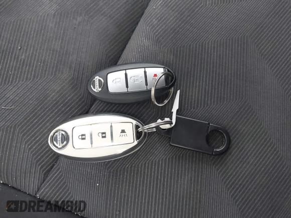 ✅ 2016 Nissan Rogue S • VIN: KNMAT2MV6GP629387 • Lot: 43517347. Wystawiony na IAAI z przebiegiem 129 843 mil. Bezpłatny archiwum sprzedaży aukcyjnych z USA i szczegółowy raport historii pojazdu na DreamBid. Zdjęcie 11.