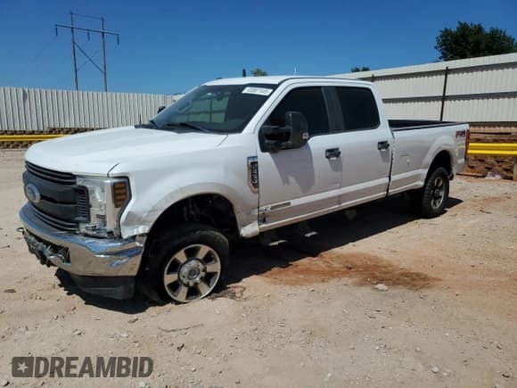 ✅ 2018 Ford F-350 Platinum • VIN: 1FT7W3BT0JEC63213 • Lot: 65807445. Listed on Copart with 189,790 mi. Free auction sales archive from the USA and detailed vehicle history report at DreamBid. Image 1.