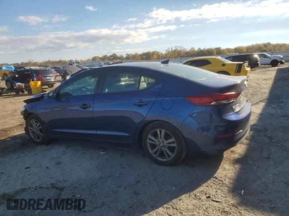 ✅ 2018 Hyundai Elantra SEL • VIN: 5NPD84LF9JH324540 • Лот: 82717145. Опубликован ранее на Copart с пробегом 68 964 миль. Бесплатный доступ к архиву аукционных продаж из США и подробный отчёт об истории автомобиля на DreamBid. Изображение 2.