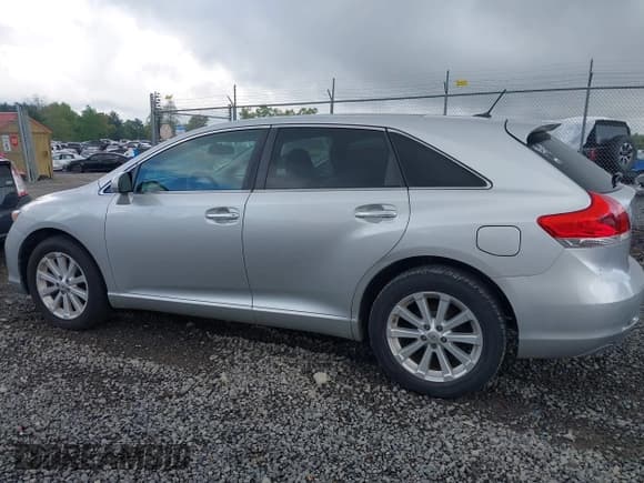 ✅ 2011 Toyota Venza • VIN: 4T3BA3BB6BU025814 • Лот: 42213013. Опубликован ранее на IAAI с пробегом 169 055 миль. Бесплатный доступ к архиву аукционных продаж из США и подробный отчёт об истории автомобиля на DreamBid. Изображение 14.