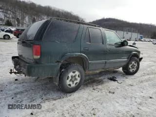 ✅ 2002 Chevrolet Blazer LS • VIN: 1GNDT13W22K110691 • Lot: 42207645. Wystawiony na Copart z przebiegiem 231 803 mil. Bezpłatny archiwum sprzedaży aukcyjnych z USA i szczegółowy raport historii pojazdu na DreamBid. Zdjęcie 3.