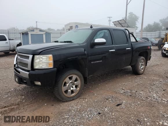 ✅ 2010 Chevrolet Silverado 1500 LT • VIN: 3GCRKSE3XAG238354 • Lot: 71972304. Listed on Copart with 254,414 mi. Free auction sales archive from the USA and detailed vehicle history report at DreamBid. Image 1.