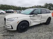 ✅ 2024 Lincoln Corsair Reserve • VIN: 5LMCJ2CA8RUL16271 • Lot: 90038985. Wystawiony na Copart z przebiegiem 9 321 mil. Bezpłatny archiwum sprzedaży aukcyjnych z USA i szczegółowy raport historii pojazdu na DreamBid. Zdjęcie 1.