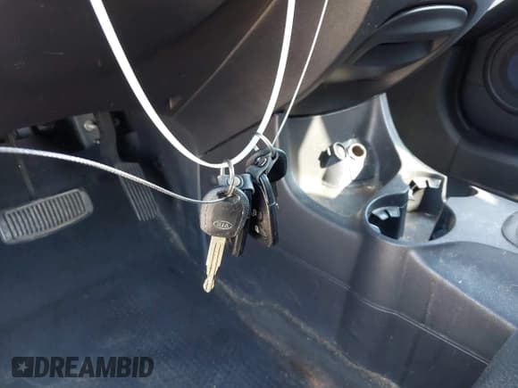 ✅ 2009 Kia Sportage EX • VIN: KNDJF723497556724 • Лот: 43623707. Опубликован ранее на IAAI с пробегом 154 032 миль. Бесплатный доступ к архиву аукционных продаж из США и подробный отчёт об истории автомобиля на DreamBid. Изображение 11.