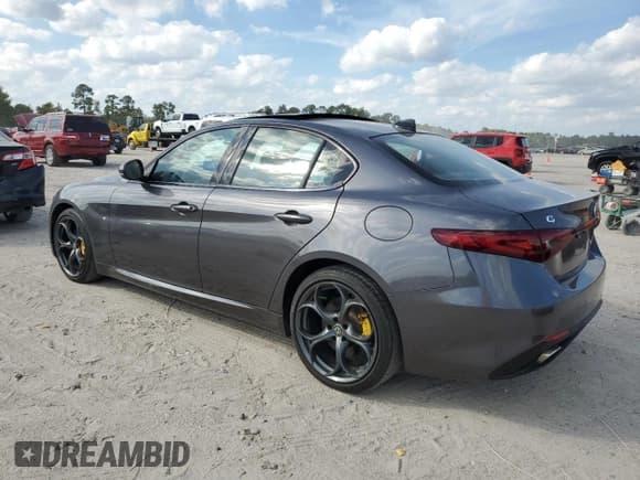 ✅ 2019 Alfa Romeo Giulia Ti Sport • VIN: ZARFANBN4K7611937 • Lot: 82633305. Listed on Copart with 15,825 mi. Free auction sales archive from the USA and detailed vehicle history report at DreamBid. Image 2.
