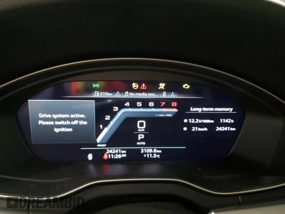 ✅ 2023 Audi Q5 S line Premium Plus • VIN: WA1EAAFY8P2135855 • Lot: 54130475. Listed on Copart with 24,241 mi. Free auction sales archive from the USA and detailed vehicle history report at DreamBid. Image 9.