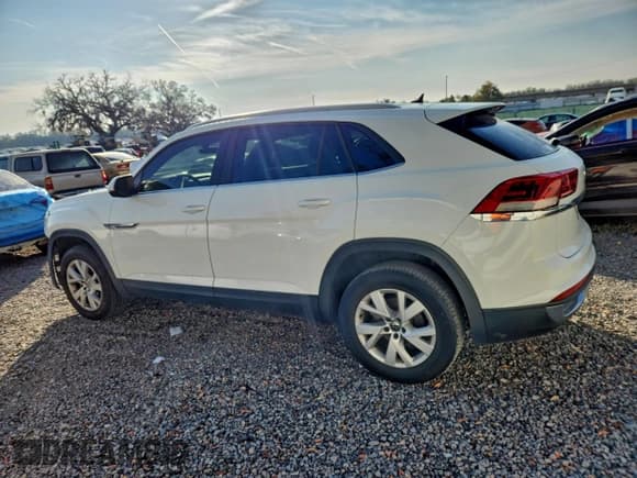 ✅ 2020 Volkswagen Atlas S • VIN: 1V2AC2CA6LC228632 • Lot: 94291125. Listed on Copart with 94,044 mi. Free auction sales archive from the USA and detailed vehicle history report at DreamBid. Image 2.