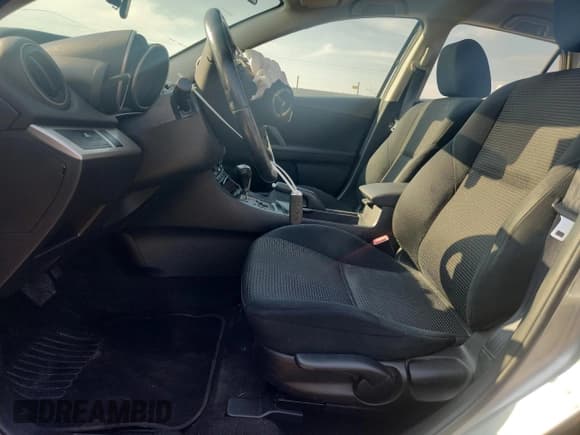 ✅ 2012 Mazda 3 i Touring • VIN: JM1BL1L73C1651300 • Lot: 70667475. Wystawiony na Copart z przebiegiem 154 927 mil. Bezpłatny archiwum sprzedaży aukcyjnych z USA i szczegółowy raport historii pojazdu na DreamBid. Zdjęcie 7.