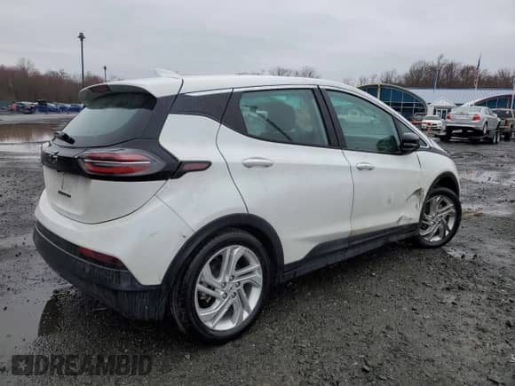 ✅ 2023 Chevrolet Bolt EV 1LT • VIN: 1G1FW6S04P4174318 • Lot: 49489824. Wystawiony na Copart z przebiegiem 21 685 mil. Bezpłatny archiwum sprzedaży aukcyjnych z USA i szczegółowy raport historii pojazdu na DreamBid. Zdjęcie 3.