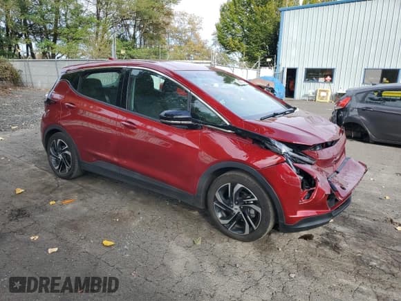 ✅ 2023 Chevrolet Bolt EV 2LT • VIN: 1G1FX6S09P4143837 • Lot: 75965114. Wystawiony na Copart z przebiegiem 20 235 mil. Bezpłatny archiwum sprzedaży aukcyjnych z USA i szczegółowy raport historii pojazdu na DreamBid. Zdjęcie 4.