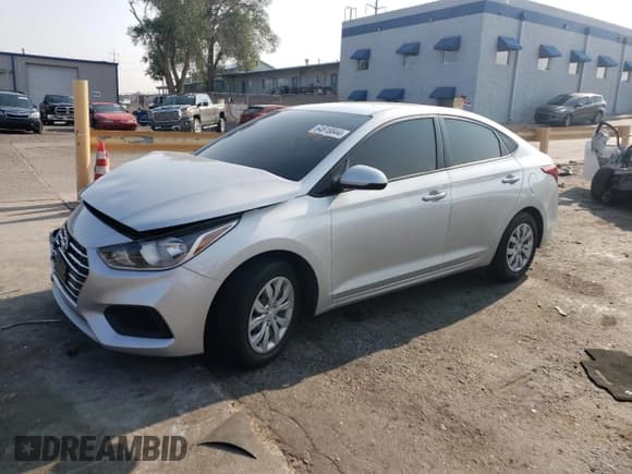 ✅ 2021 Hyundai Accent SE • VIN: 3KPC24A64ME131480 • Лот: 64618844. Опубликован ранее на Copart с пробегом 71 022 миль. Бесплатный доступ к архиву аукционных продаж из США и подробный отчёт об истории автомобиля на DreamBid. Изображение 1.