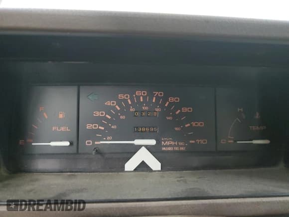 ✅ 1987 Mazda B-Series SE5 • VIN: JM2UF1113H0571194 • Лот: 62510865. Опубликован ранее на Copart с пробегом 138 695 миль. Бесплатный доступ к архиву аукционных продаж из США и подробный отчёт об истории автомобиля на DreamBid. Изображение 9.