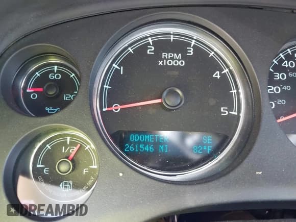 ✅ 2011 Chevrolet Silverado 2500HD LTZ • VIN: 1GC1KYC85BF244161 • Лот: 43058557. Опубликован ранее на IAAI с пробегом 261 546 миль. Бесплатный доступ к архиву аукционных продаж из США и подробный отчёт об истории автомобиля на DreamBid. Изображение 15.