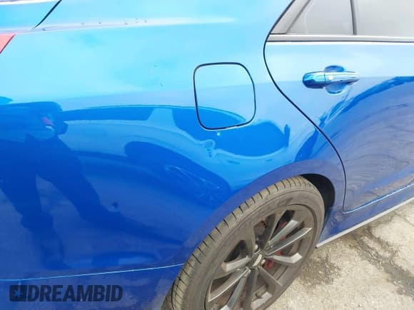 ✅ 2017 Cadillac ATS-V • VIN: 1G6AN5SY5H0189863 • Lot: 42547434. Listed on IAAI with 115,858 mi. Free auction sales archive from the USA and detailed vehicle history report at DreamBid. Image 12.