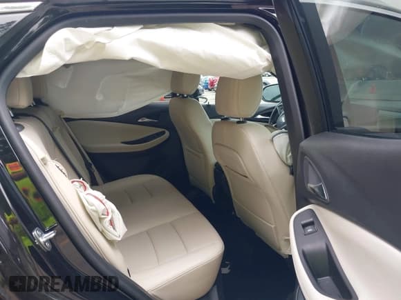 ✅ 2024 Buick Encore GX Avenir • VIN: KL4AMFSL3RB006115 • Lot: 42731633. Wystawiony na IAAI z przebiegiem 29 769 mil. Bezpłatny archiwum sprzedaży aukcyjnych z USA i szczegółowy raport historii pojazdu na DreamBid. Zdjęcie 8.