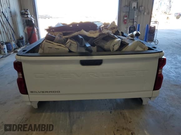 ✅ 2021 Chevrolet Silverado 1500 • VIN: BS81639404 • Лот: 81639404. Опубликован ранее на Copart с пробегом Не указан. Бесплатный доступ к архиву аукционных продаж из США и подробный отчёт об истории автомобиля на DreamBid. Изображение 6.