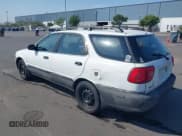 ✅ 2000 Suzuki Esteem GL • VIN: JS2GB41W5Y5180745 • Lot: 41154791. Wystawiony na IAAI z przebiegiem 268 466 mil. Bezpłatny archiwum sprzedaży aukcyjnych z USA i szczegółowy raport historii pojazdu na DreamBid. Zdjęcie 3.