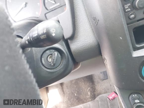 ✅ 2003 Saturn VUE • VIN: 5GZCZ53B93S870933 • Lot: 41896942. Wystawiony na IAAI z przebiegiem Nie podano. Bezpłatny archiwum sprzedaży aukcyjnych z USA i szczegółowy raport historii pojazdu na DreamBid. Zdjęcie 11.