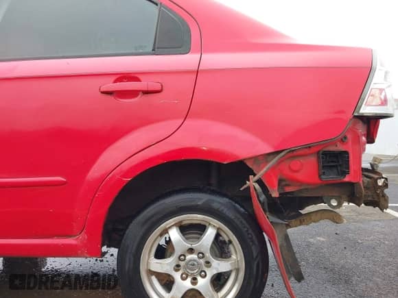 ✅ 2009 Chevrolet Aveo 1LT • VIN: KL1TD56E09B308523 • Lot: 41308831. Wystawiony na IAAI z przebiegiem 189 998 mil. Bezpłatny archiwum sprzedaży aukcyjnych z USA i szczegółowy raport historii pojazdu na DreamBid. Zdjęcie 20.