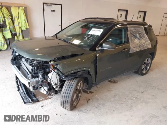 ✅ 2019 Jeep Compass Limited • VIN: 3C4NJDCB0KT806255 • Lot: 42647138. Wystawiony na IAAI z przebiegiem 87 011 mil. Bezpłatny archiwum sprzedaży aukcyjnych z USA i szczegółowy raport historii pojazdu na DreamBid. Zdjęcie 2.