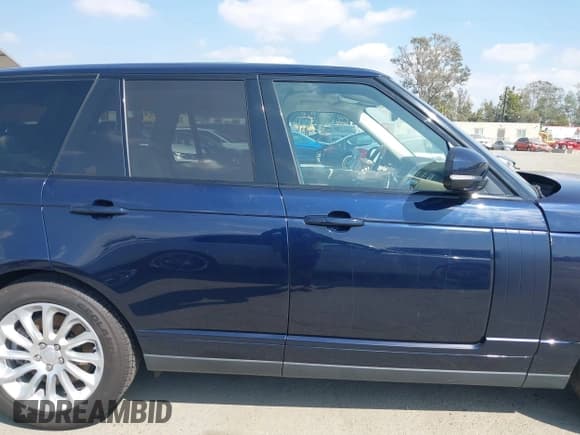 ✅ 2020 Land Rover Range Rover HSE • VIN: SALGS2RU8LA403337 • Лот: 43204613. Опубликован ранее на IAAI с пробегом 25 836 миль. Бесплатный доступ к архиву аукционных продаж из США и подробный отчёт об истории автомобиля на DreamBid. Изображение 14.