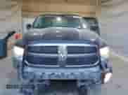 2019 Ram 1500 Express z VIN 1C6RR7FT8KS629785, wystawiony jako Copart lot #81581595 z przebiegiem 120 204 mil mil oraz Szkoda całkowita • Salvage title. Historia ofert i sprzedaży dostępna na DreamBid. Obrazek 5.