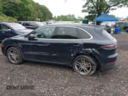 ✅ 2019 Porsche Cayenne • VIN: WP1AA2AY5KDA17503 • Lot: 42502368. Wystawiony na IAAI z przebiegiem 46 786 mil. Bezpłatny archiwum sprzedaży aukcyjnych z USA i szczegółowy raport historii pojazdu na DreamBid. Zdjęcie 14.