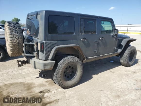 ✅ 2008 Jeep Wrangler Unlimited Rubicon • VIN: 1J8GA69198L550682 • Lot: 57333575. Listed on Copart with 176,224 mi. Free auction sales archive from the USA and detailed vehicle history report at DreamBid. Image 3.
