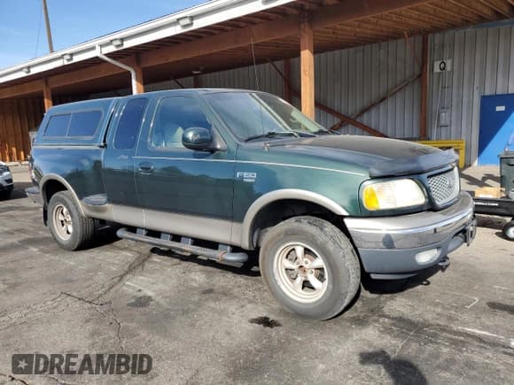 ✅ 2001 Ford F-150 XL • VIN: 2FTRX08LX1CA23541 • Лот: 91902115. Опубликован ранее на Copart с пробегом 124 206 миль. Бесплатный доступ к архиву аукционных продаж из США и подробный отчёт об истории автомобиля на DreamBid. Изображение 4.