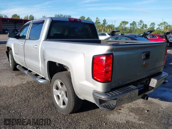 ✅ 2018 Chevrolet Silverado 1500 LT • VIN: 3GCPCREC5JG227663 • Лот: 43297680. Опубликован ранее на IAAI с пробегом 128 984 миль. Бесплатный доступ к архиву аукционных продаж из США и подробный отчёт об истории автомобиля на DreamBid. Изображение 3.