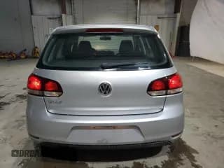 ✅ 2010 Volkswagen Golf • VIN: WVWDA7AJ9AW296360 • Lot: 81676064. Wystawiony na Copart z przebiegiem 106 238 mil. Bezpłatny archiwum sprzedaży aukcyjnych z USA i szczegółowy raport historii pojazdu na DreamBid. Zdjęcie 6.