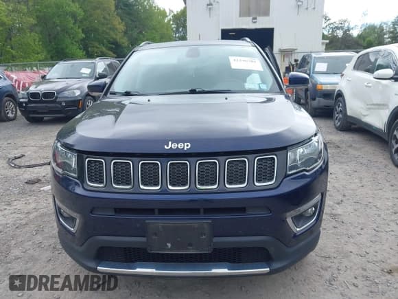 ✅ 2018 Jeep Compass Limited • VIN: 3C4NJDCBXJT481337 • Lot: 42296701. Listed on IAAI with 46,900 mi. Free auction sales archive from the USA and detailed vehicle history report at DreamBid. Image 12.